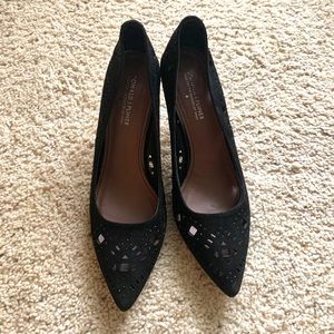 Donald J Pliner Black Suede Cut-Out Pumps 9N